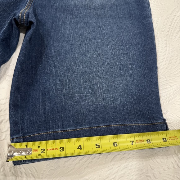 GLORIA VANDERBILT Bermuda Shorts Slim Women's SIZE 10 Amanda Blue Denim - Picture 10 of 10
